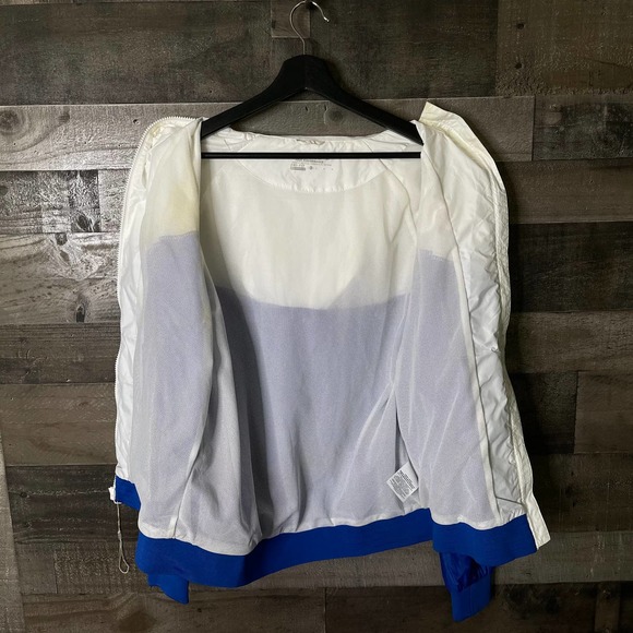 SOLD Nike GOLF Windrunner Jacket Medium - Picture 3 of 3